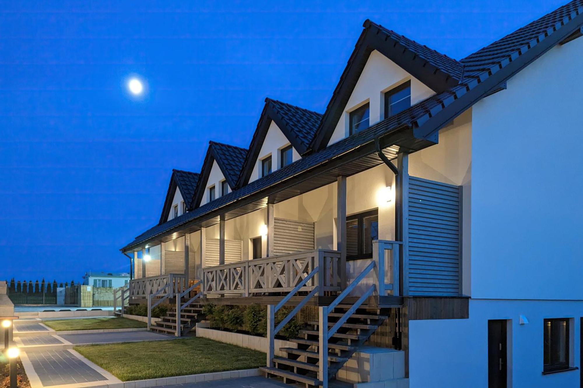 Seaside Escape Pet Friendly Apartments Mielenko By Noclegi Renters エクステリア 写真
